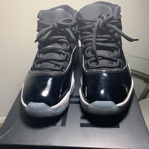 jordan 11 Space Jam